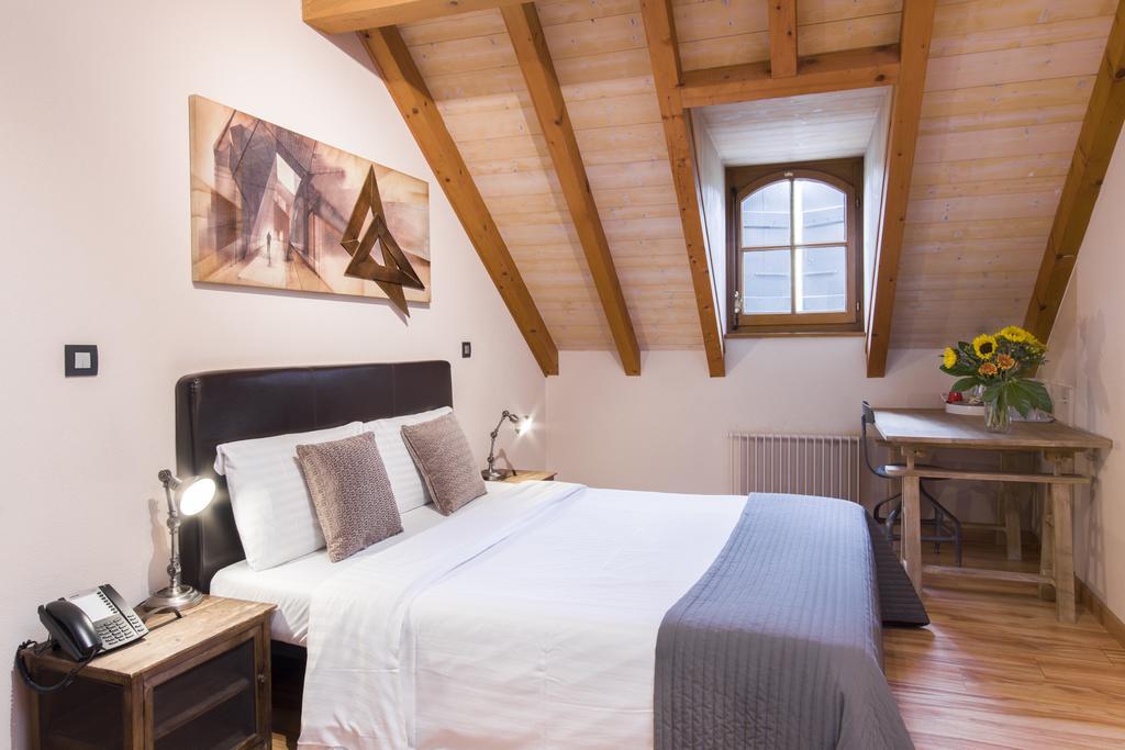 Auberge Communale De Carouge Ngoại thất bức ảnh
