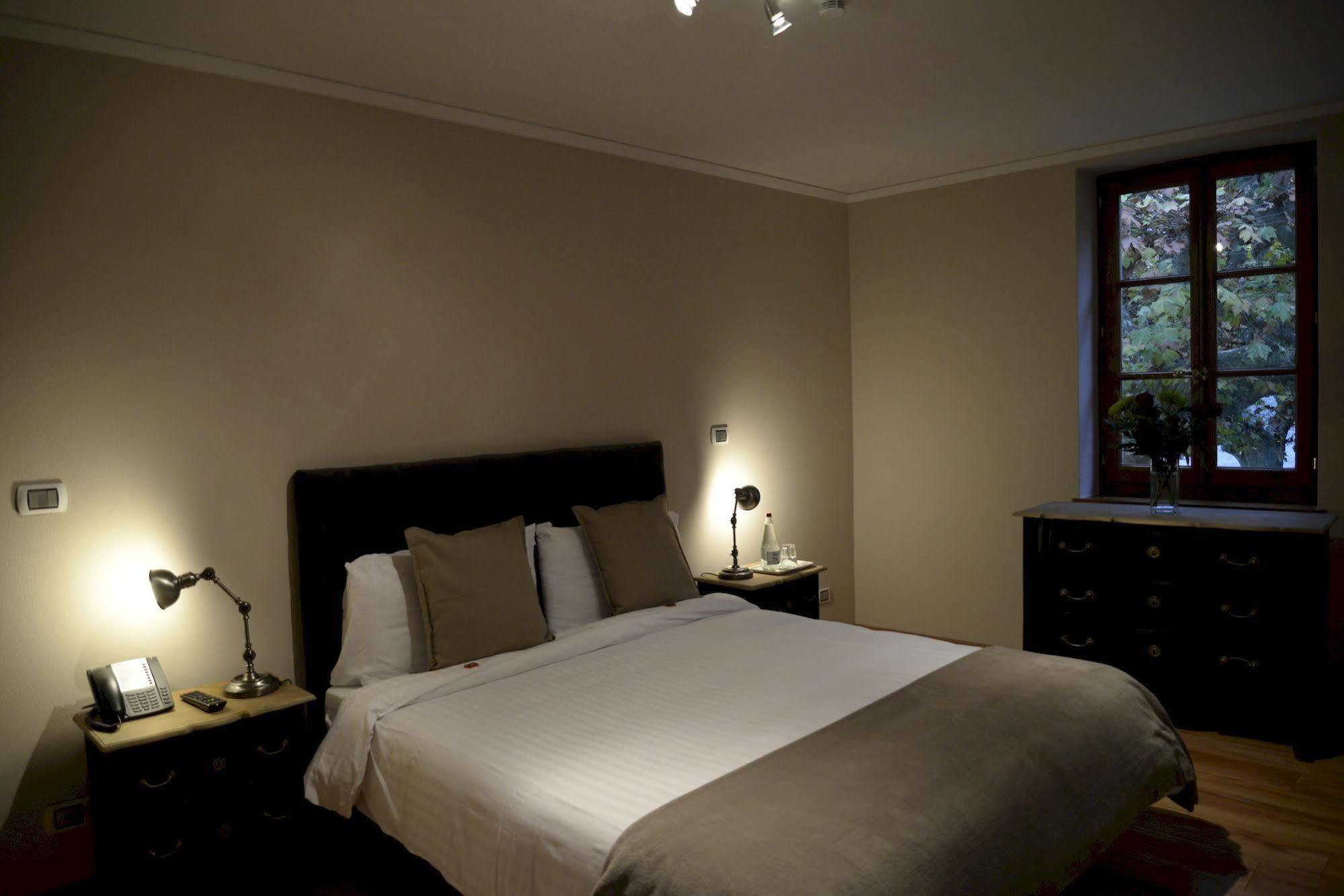 Auberge Communale De Carouge Ngoại thất bức ảnh